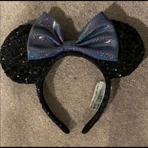 Minnie Mouse Ears, only blue
